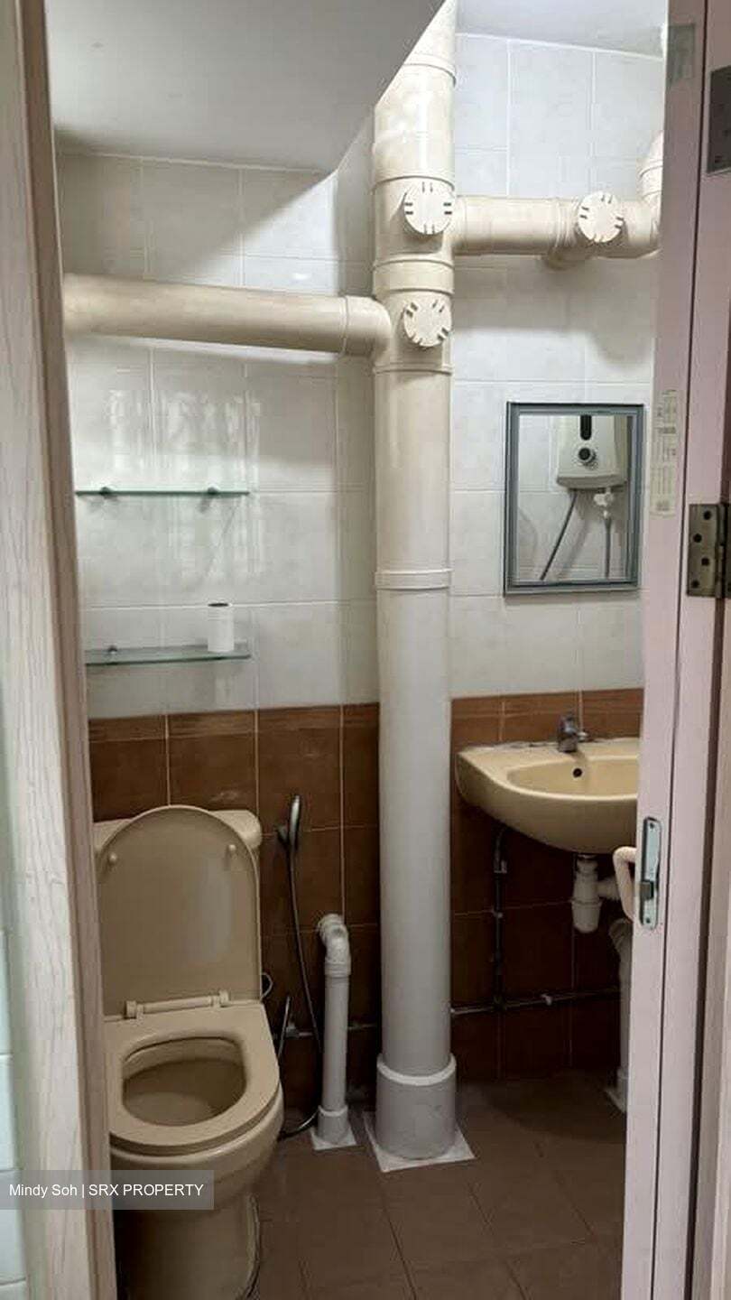 Blk 528 Jurong West Street 52 (Jurong West), HDB 3 Rooms #585371541